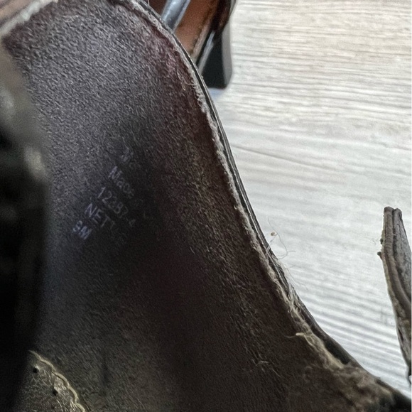 Black leather Naturalizer Nettle open toe ankle buckle strapped heels size 9 - Picture 10 of 10